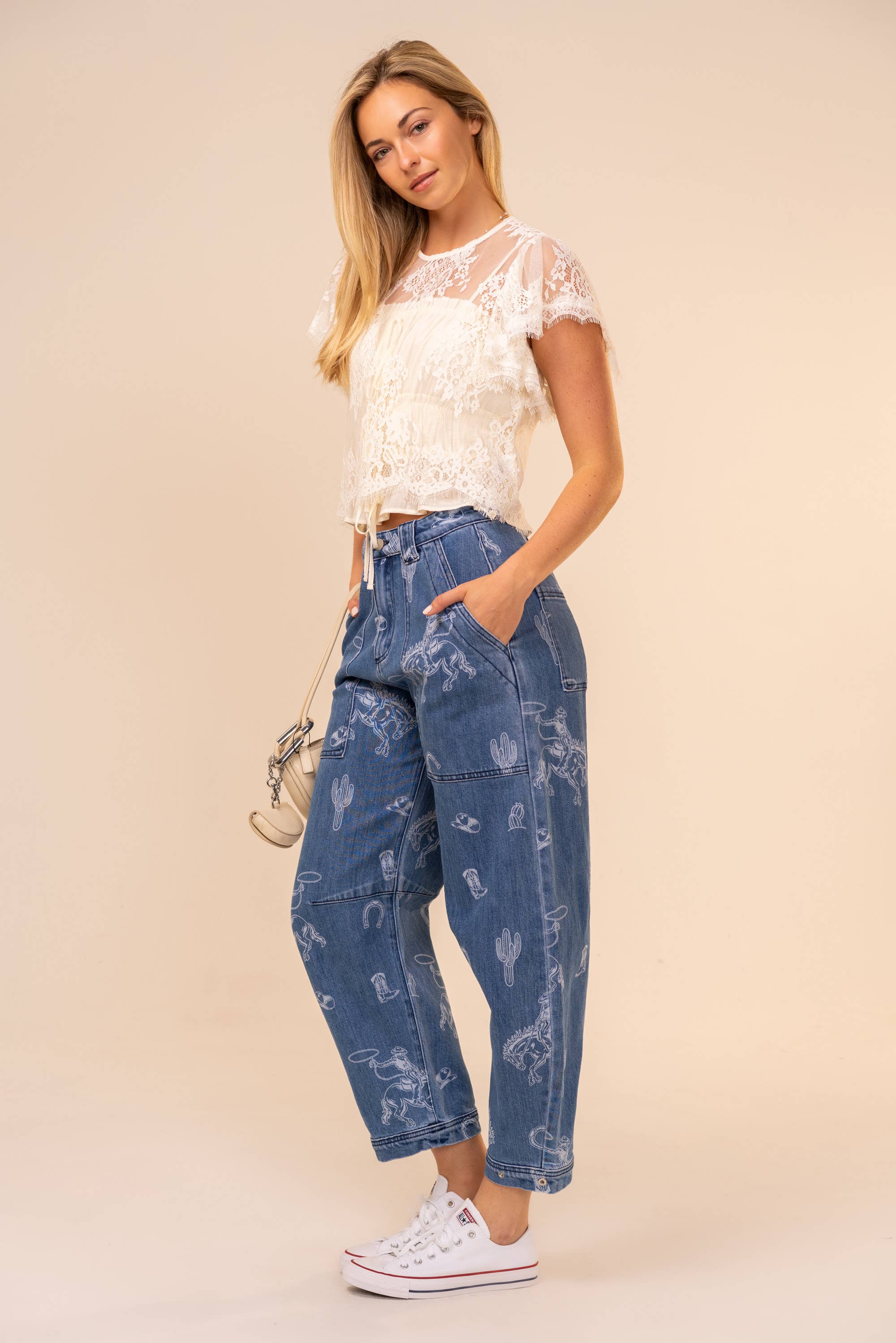 91785P Western Print Barrel Leg Denim Jean: MEDIUM WASH / S-M-L (2-2-2)