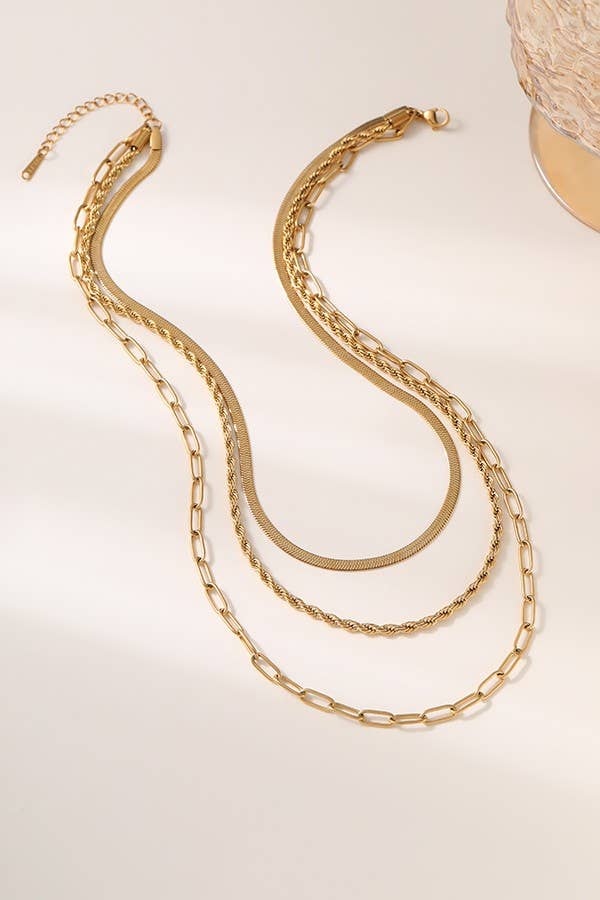 CHAIN LAYERED NECKLACE